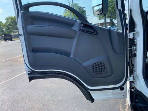 New 2024 Chevrolet Low Cab Forward image 11