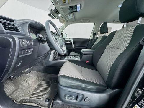 Used 2022 Toyota 4Runner SR5 image 15