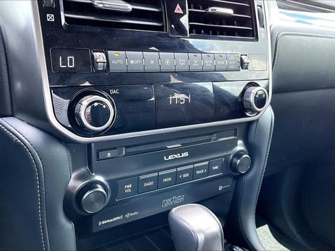 Used 2023 Lexus GX 460 Premium AWD/4WD image 35