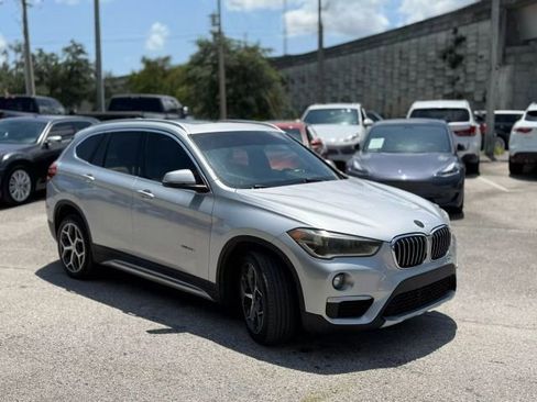 Used 2017 BMW X1 xDrive28i image 8