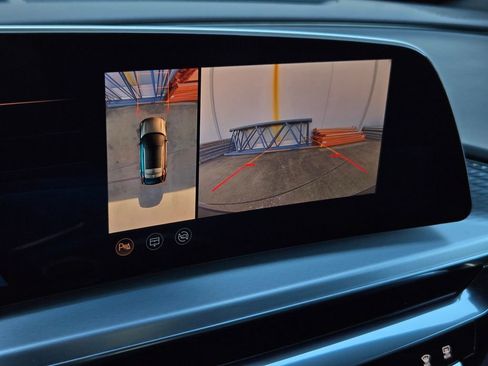 Certified 2025 Cadillac Lyriq Luxury w/ LPO, Floor Liner Package image 19