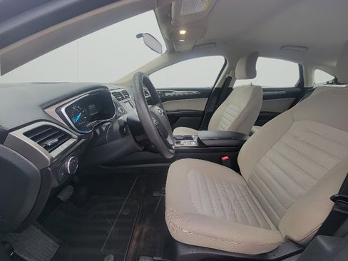 Used 2017 Ford Fusion S image 11