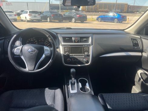 Used 2016 Nissan Altima 2.5 S w/ Power Driver Seat Package FWD image 19