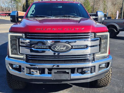 Used 2017 Ford F250 Lariat w/ Chrome Package image 6