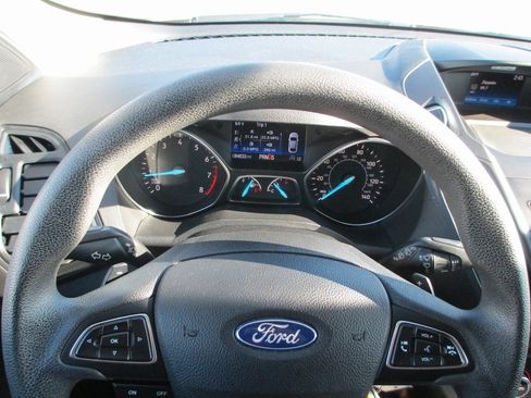 Used 2017 Ford Escape SE w/ SE Cold Weather Package image 23