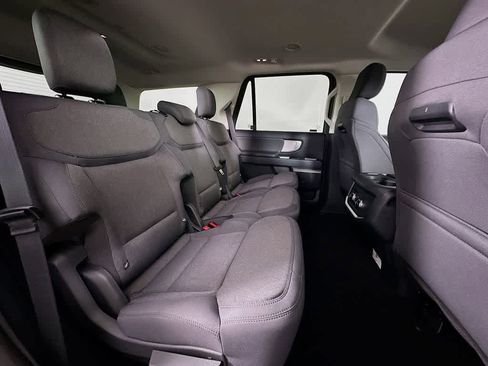 New 2026 Ford Expedition Active image 31