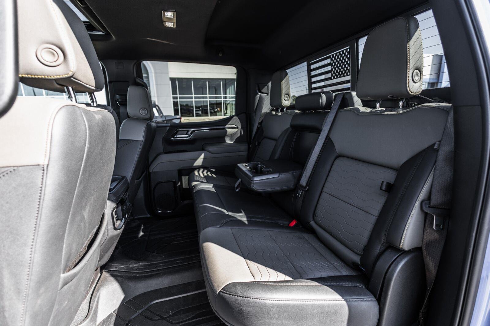 Used 2025 Chevrolet Silverado 1500 ZR2 w/ Technology Package AWD/4WD image 25