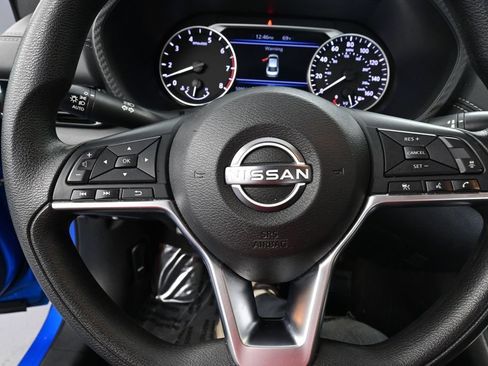 Used 2024 Nissan Sentra SV FWD image 35