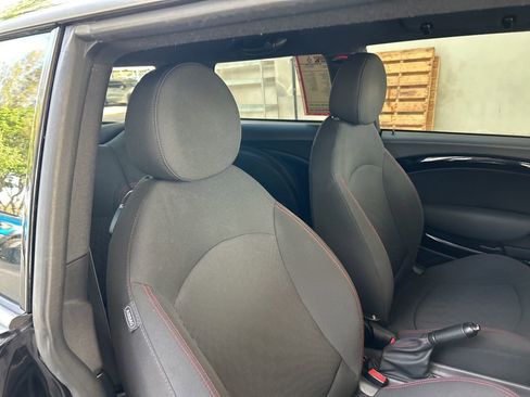 Used 2013 MINI Cooper S FWD image 19