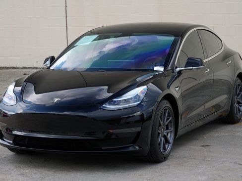 Used 2020 Tesla Model 3 Standard Range Plus RWD image 51