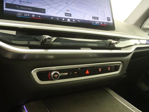 Certified 2026 BMW X5 xDrive40i image 24