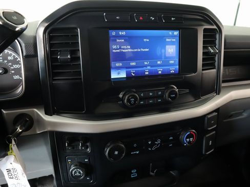 Used 2023 Ford F150 XL w/ Trailer Tow Package image 5