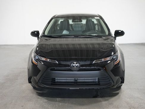 New 2026 Toyota Corolla LE image 2