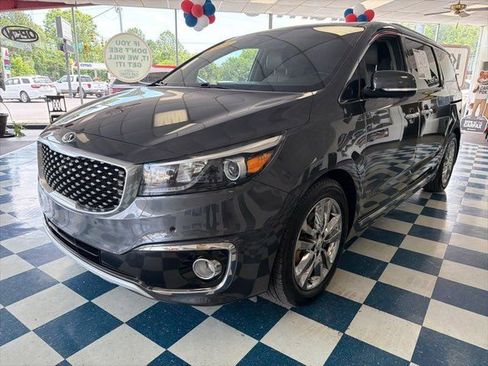 Used 2016 Kia Sedona SX Limited FWD image 3