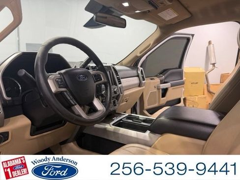 Used 2018 Ford F250 Lariat w/ Lariat Ultimate Package AWD/4WD image 9