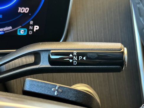 New 2026 Mercedes-Benz EQE 320 4MATIC SUV image 16