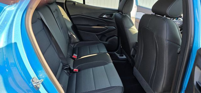 New 2026 Chevrolet Trax LT w/ Driver Confidence Package FWD image 13