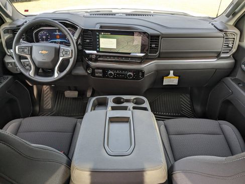 New 2025 Chevrolet Silverado 1500 LT image 15