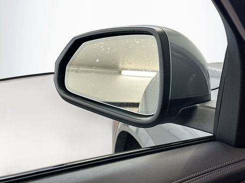 Used 2025 BMW X2 xDrive28i AWD/4WD image 16