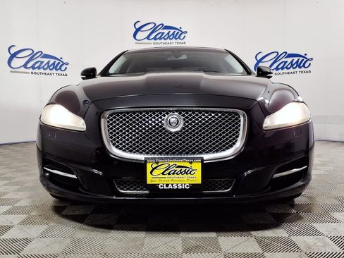 Used 2011 Jaguar XJ RWD image 3