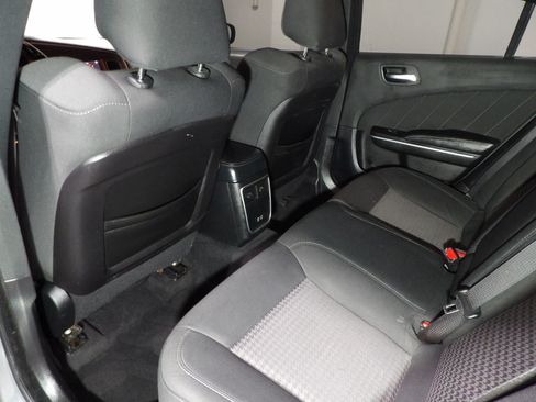 Used 2019 Dodge Charger GT image 12