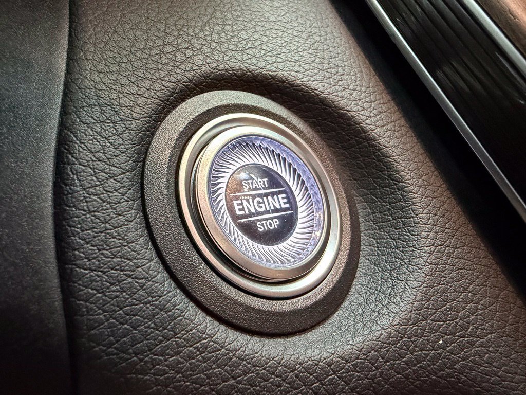Used 2020 Mercedes-Benz C 43 AMG 4MATIC Sedan image 23