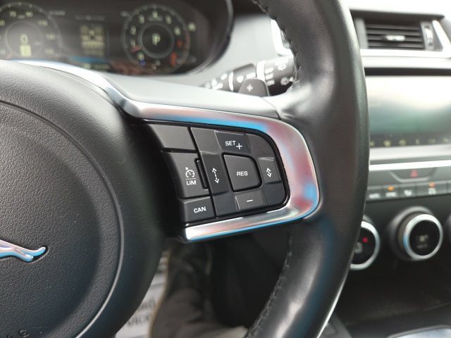 Used 2018 Jaguar E-PACE R-Dynamic HSE AWD/4WD image 15