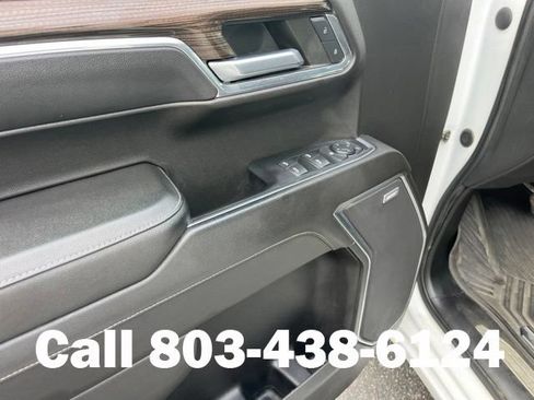 Used 2022 Chevrolet Silverado 1500 LT Trail Boss w/ Convenience Package II AWD/4WD image 8