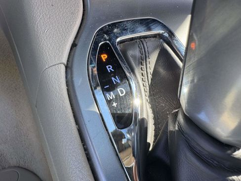 Used 2021 Jeep Grand Cherokee Overland AWD/4WD image 41