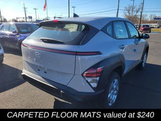 New 2026 Hyundai Kona SE video 3