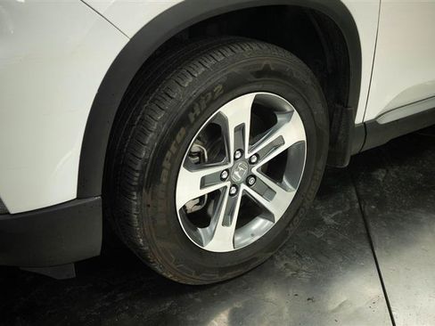 Used 2025 Honda Pilot EX-L image 4