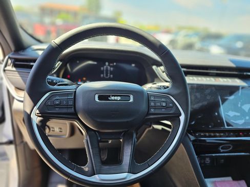 New 2026 Jeep Grand Cherokee L 4WD image 20