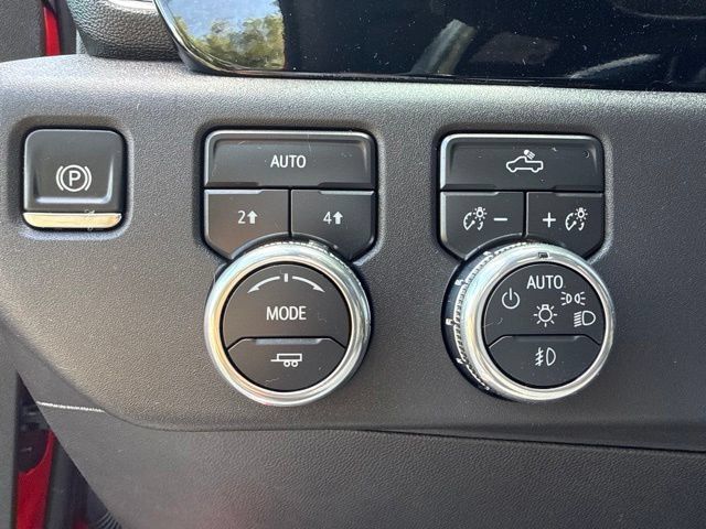 Used 2026 GMC Sierra 1500 Elevation AWD/4WD image 12