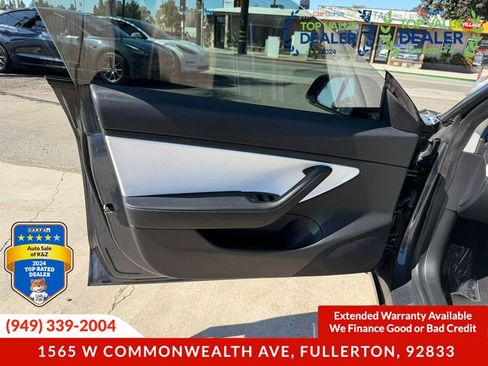 Used 2018 Tesla Model 3 Mid Range RWD image 26