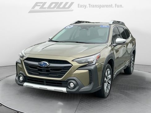 Used 2024 Subaru Outback Touring w/ Popular Package #2 AWD/4WD image 4