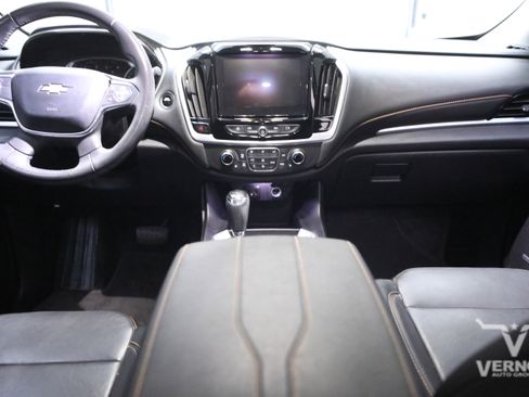 Used 2019 Chevrolet Traverse RS image 13