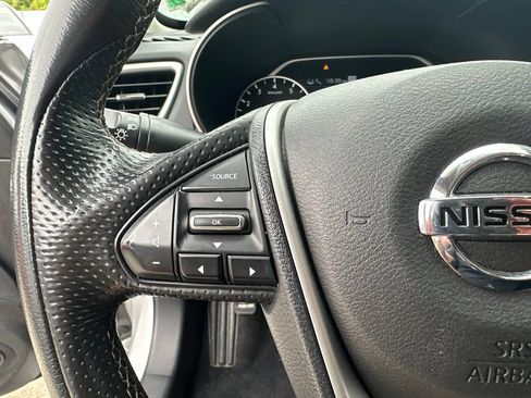 Used 2021 Nissan Maxima 3.5 SV w/ Floor Mat Group FWD image 23