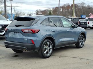 Used 2025 Ford Escape ST-Line w/ Cold Weather Package video 3