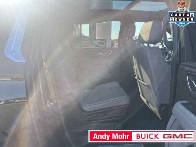 Used 2024 GMC Yukon XL SLT w/ SLT Premium Package AWD/4WD image 39