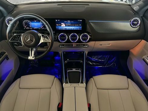 Certified 2025 Mercedes-Benz GLA 250 image 16