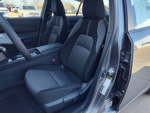 New 2026 Nissan Sentra SV image 6