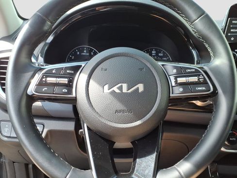 Used 2023 Kia Seltos S image 15