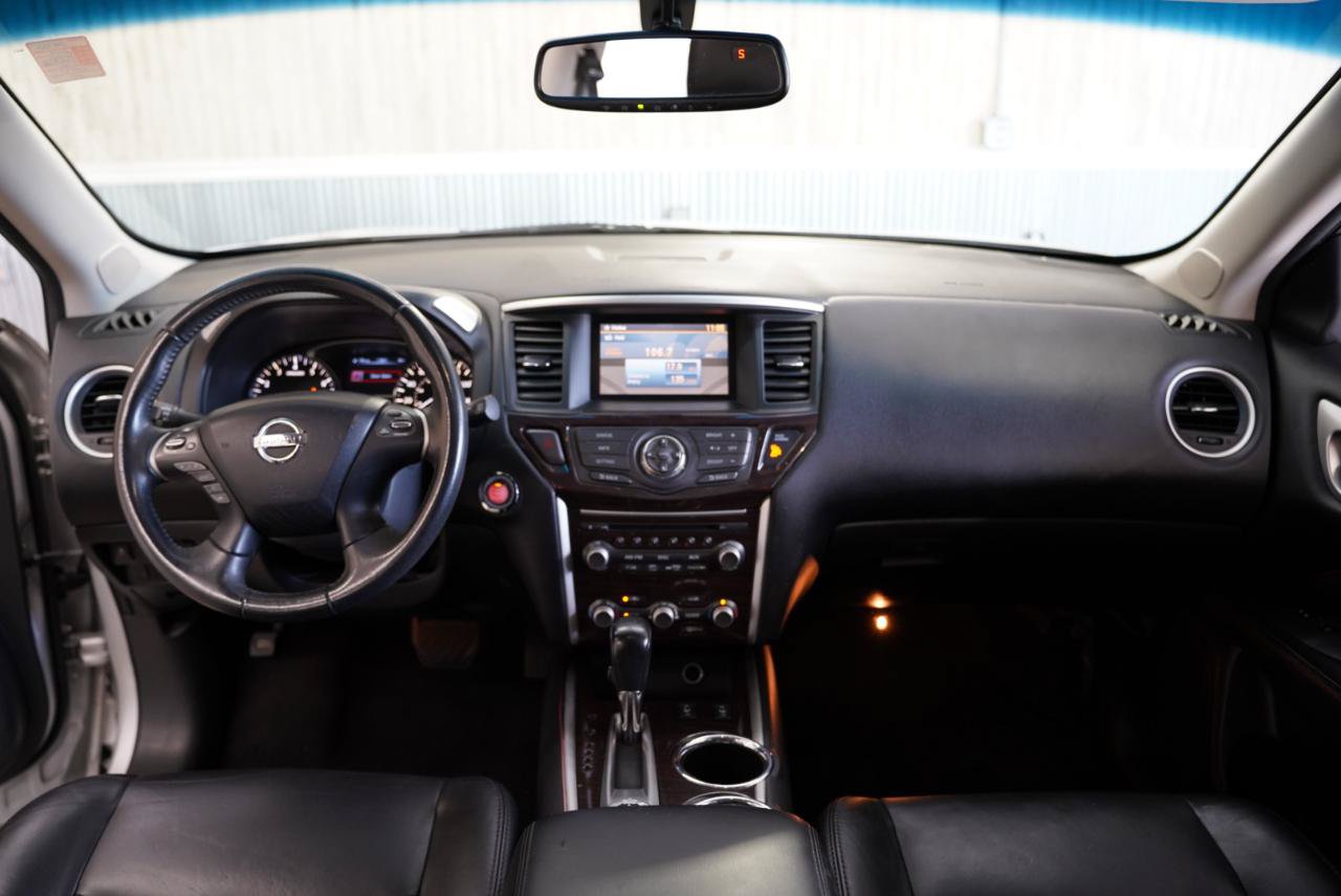 Used 2014 Nissan Pathfinder SL w/ SL Premium Package AWD/4WD image 17
