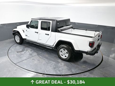 Used 2022 Jeep Gladiator Sport image 48