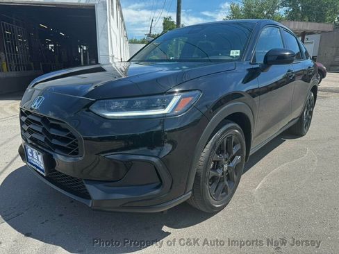 Used 2023 Honda HR-V Sport image 1