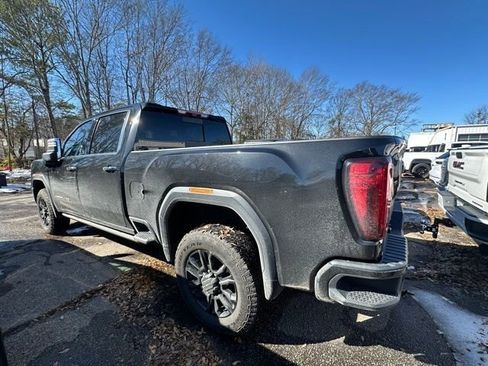 Used 2021 GMC Sierra 2500 Denali w/ Denali Black Diamond Edition image 23