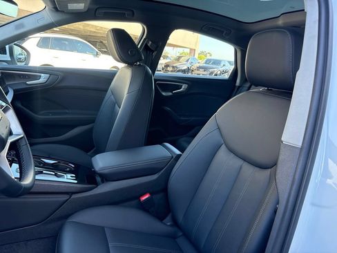 Used 2025 Audi A5 2.0T Premium Plus w/ Premium Plus AWD/4WD image 18