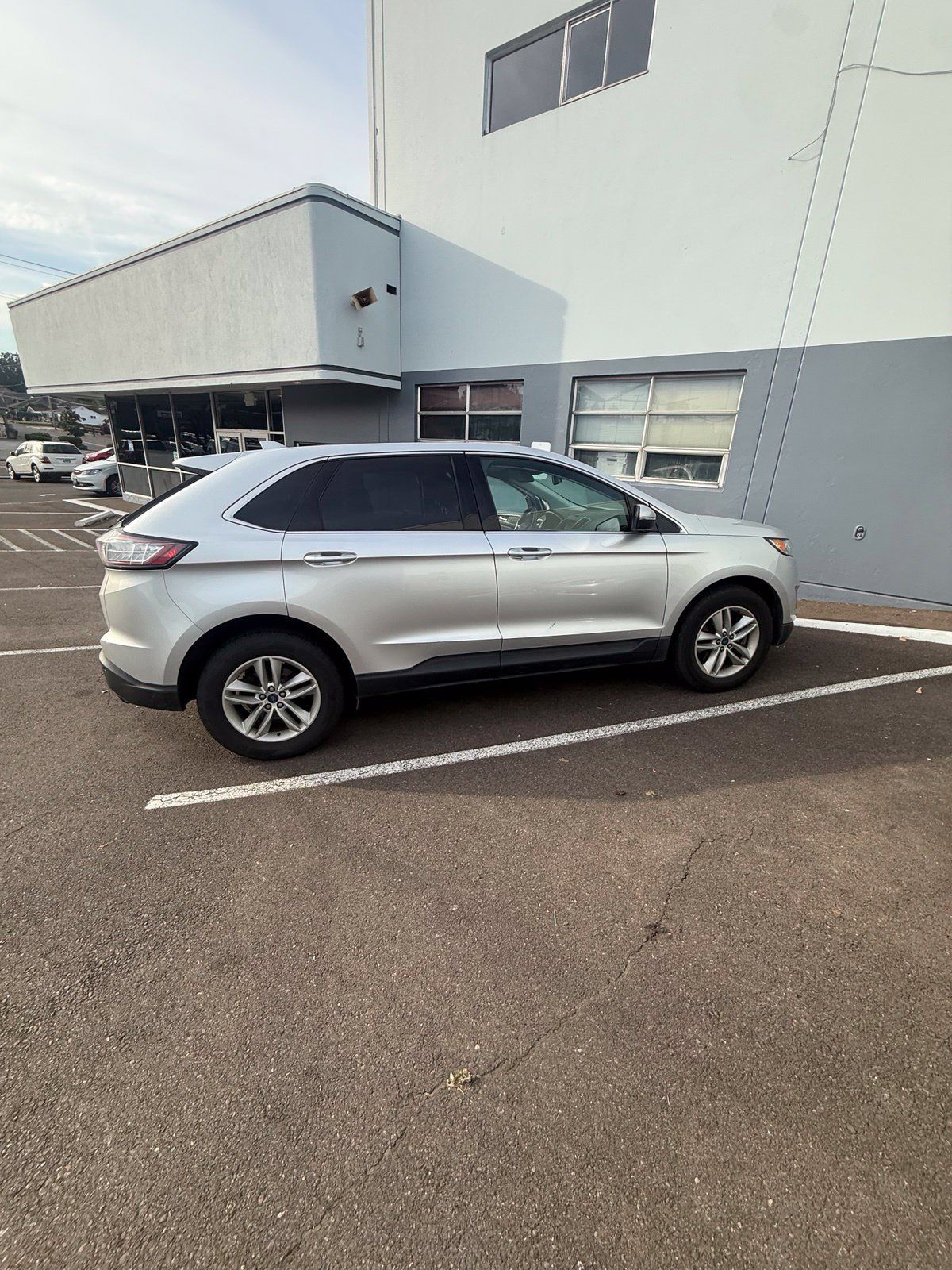 Used 2017 Ford Edge SEL w/ Equipment Group 201A AWD/4WD image 3