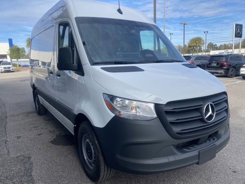 New 2025 Mercedes-Benz Sprinter 2500 image 5