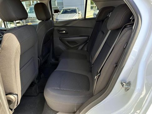 Used 2020 Chevrolet Trax LS w/ Tint and Cruise Package FWD image 13